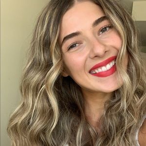 Meet your Posher, Irina